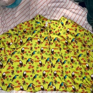 Men’s Hawaiian style T-shirt